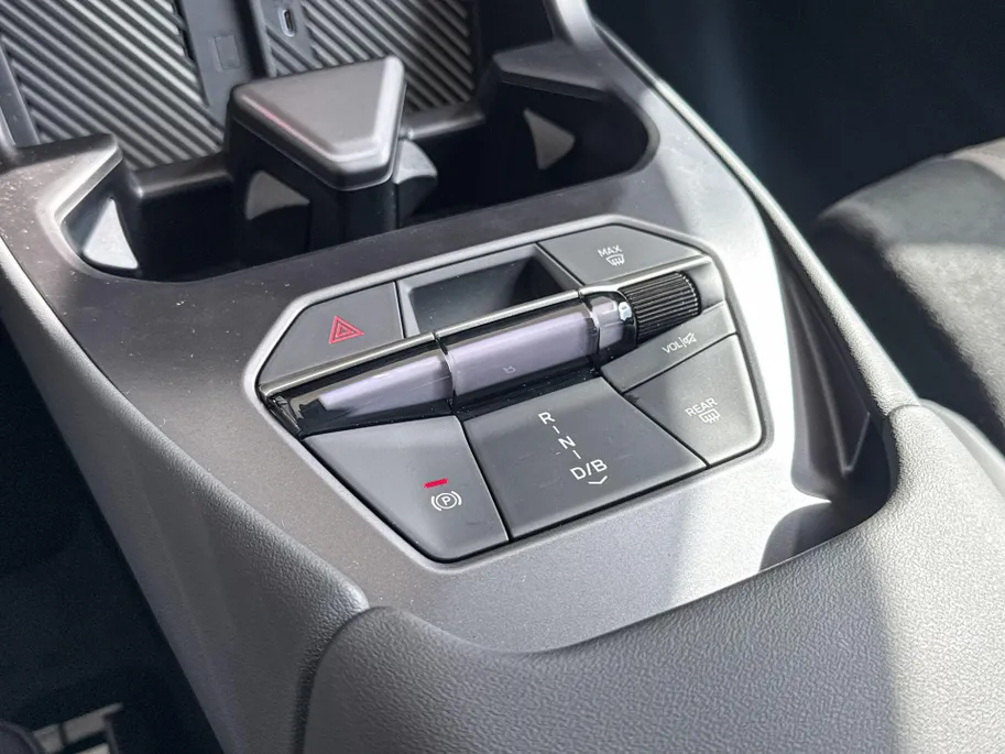 BMW iX3 40 eDrive 83 kWh