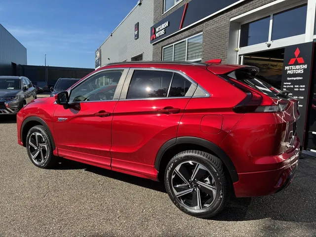 Mitsubishi Eclipse Cross 2.4i PHEV Executive | AdaptiveCruise | Standkachel | Navigatie VERKOCHT