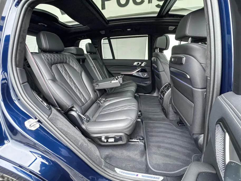 BMW X7 M60i xDrive
