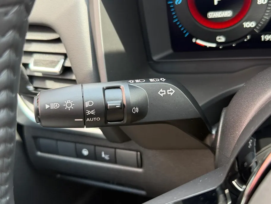 Nissan X-Trail 1.5 e-Power Tekna | Navigatie | Schuif-/ Kanteldak | Stoelverwarming voor & achter | 360 camera | Apple Carplay/ Android Auto | Geheugenfunctie voorstoelen | Elektrische Kofferbak |