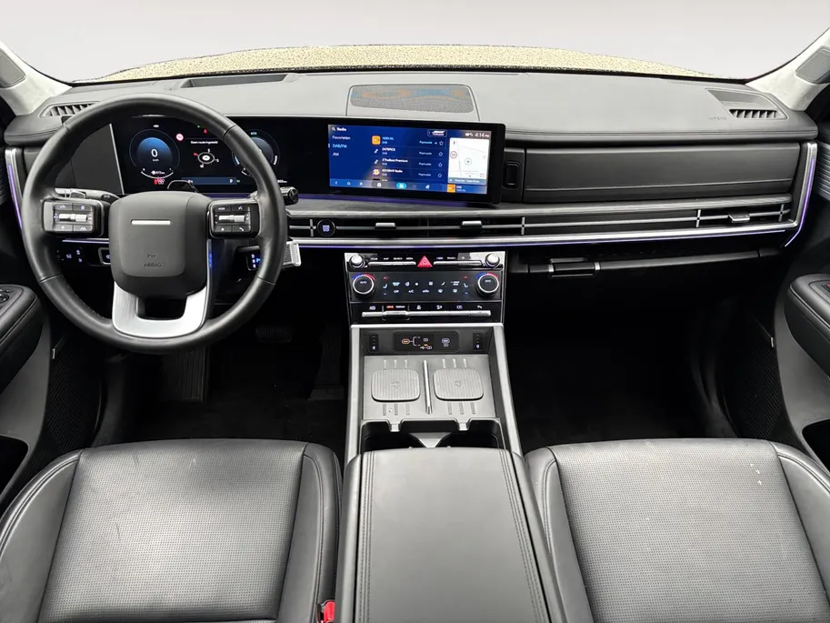 Hyundai Santa Fe 1.6 T-GDI PHEV Premium Plus 4WD 7p | Uniek Two Tone wrap Z-Signing | LED koplampen | Bose Audio | All Season banden | Lederen bekleding | NU Rijklaarprijs! Incl.12 Maanden, APK, Onderhoudsbeurt etc! Premiumpakket gratis!