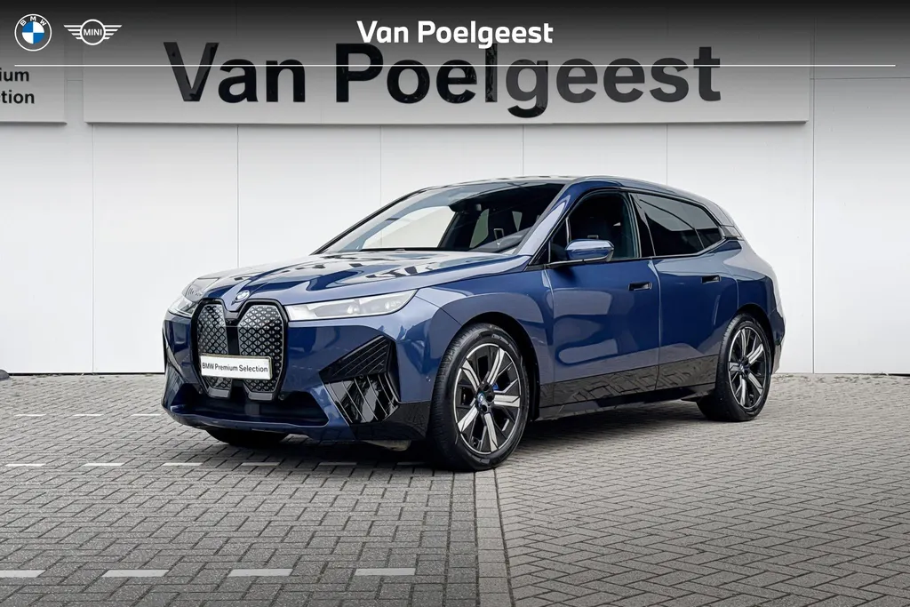 BMW iX xDrive40