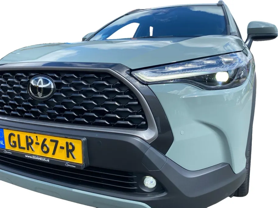Toyota Corolla Cross Hybrid 140 Style Stoel-/stuurverwarming | CarPlay | Elektr. kofferklep | Camera | NL Auto | etc.