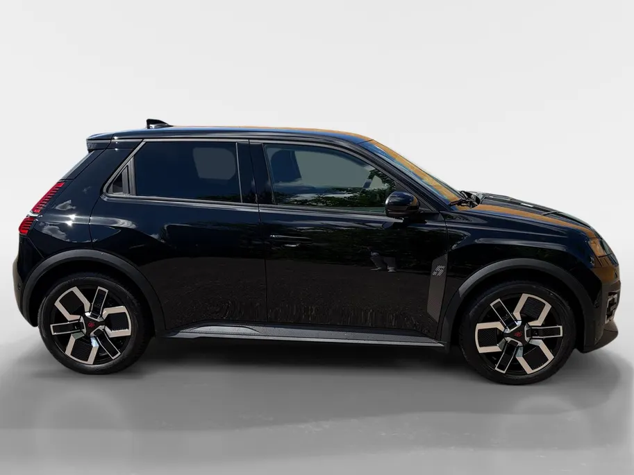 Renault 5 comfort range techno 52 kWh 150PK Nu op voorraad ,| Nu met € 1300,-,- Zeeuw & Zeeuw voorraadkorting | + 5 jaar garantie tot 160.000km | vanaf 2.9% actiefinanciering |