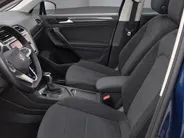 Volkswagen Tiguan 1.4TSIeHybrid 180kW/245PK Elegance · Panoramadak · Trekhaak · Camera + Parkeersensoren · Apple/Android Car Play ·