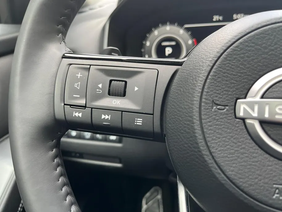 Nissan QASHQAI 1.3 MHEV Xtronic N-Connecta | Panoramadak | HUD | Adapt. Cruise Control| Stoelverwarming | Carplay