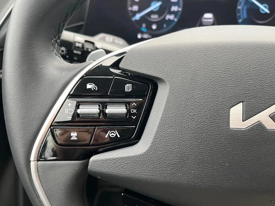 Kia Niro 1.6 GDi Hybrid DynamicLine | Navi | Clima | Camera | Adaptive Cruise | Trekhaak | Apple Carplay & Android Auto | Parkeersensoren