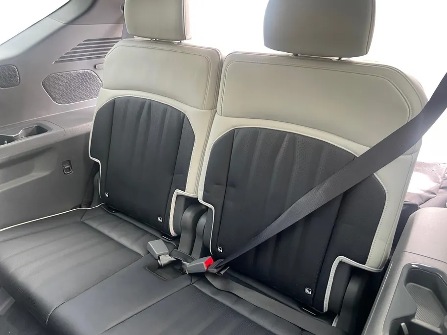 Kia EV9 GT-Line AWD 99.8 kWh | Climate Control | Cruise Control | 7-Zits | Stoelverwarming | Panoramadak | Memory Stoelen | Stoelventilatie |