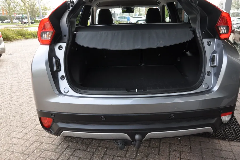 Mitsubishi Eclipse Cross 1.5 DI-T First Ed. All Seasons Head Up