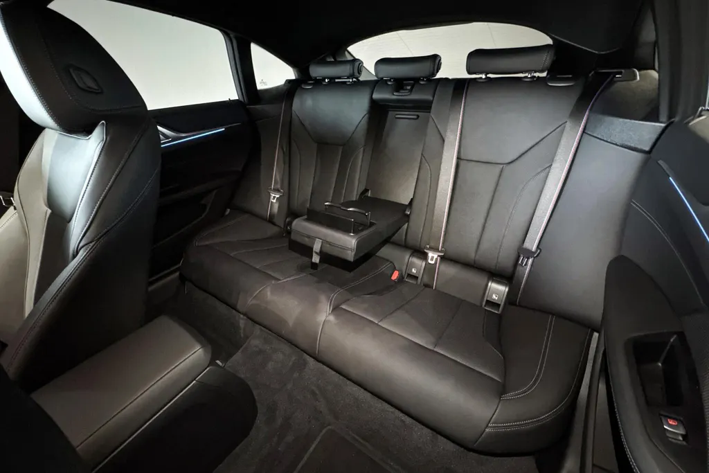 BMW i4 eDrive40