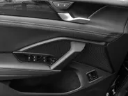 Volkswagen Tiguan Limited Edition 1.5 eHybrid 204 PK 6 versn. DSG · Design Pakket Dark · Trekhaak inklapbaar, met elektrische ontgrendeling, incl. aanhangermanoeuvreerhulp Trailer Assist ·