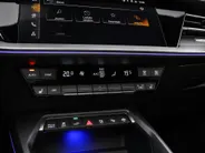 Audi A3 Sportback 40 TFSIe S-Tronic 204 pk S Edition · Panoramadak · Camera · HUD Head-up display · SONOS · Ambient light Pro · Elek. Achterklep · 18 inch · Garantie t/m 07-08-2030 of 100.000km