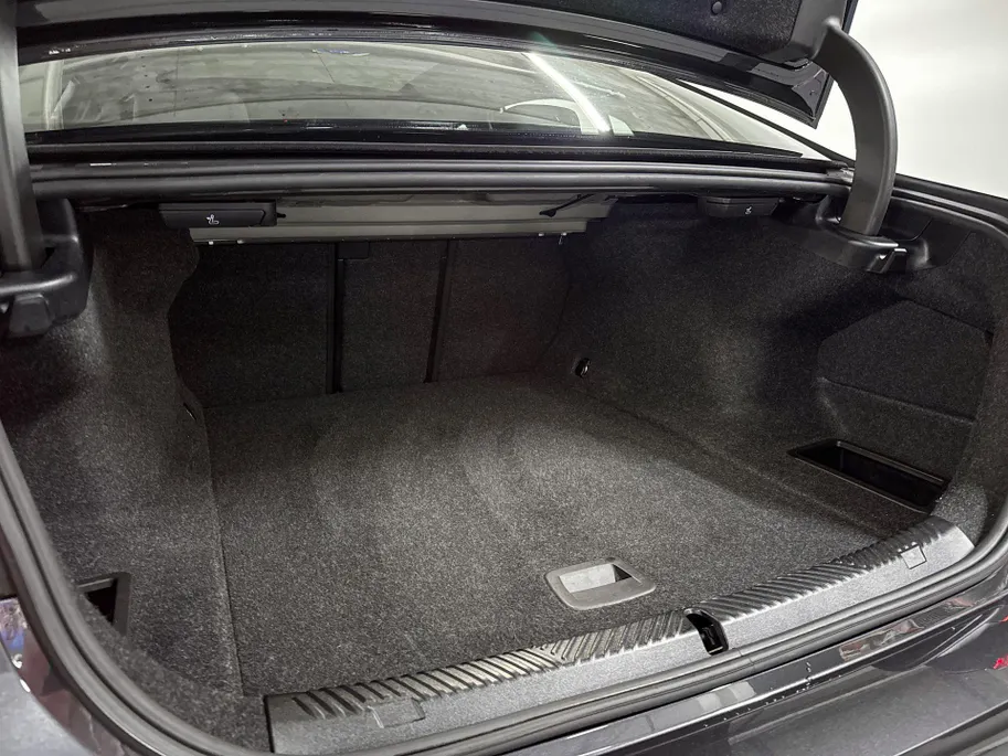 BMW i5 Sedan eDrive40