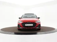 Audi A3 Sportback 45 TFSIe 272pk S-tronic S edition Competition · Panoramadak · Camera · Keyless · Elek. Voorstoel · Elek. Achterklep · 18'' inch · Garantie t/m 10-12-2030 of 100.000km