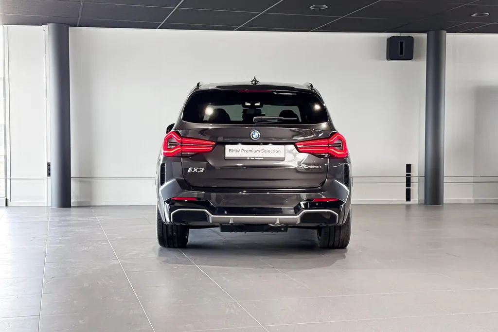 BMW iX3 High Executive