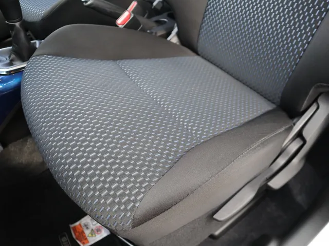 Suzuki Ignis 1.2 Hybrid Select Carplay | Bi-tone