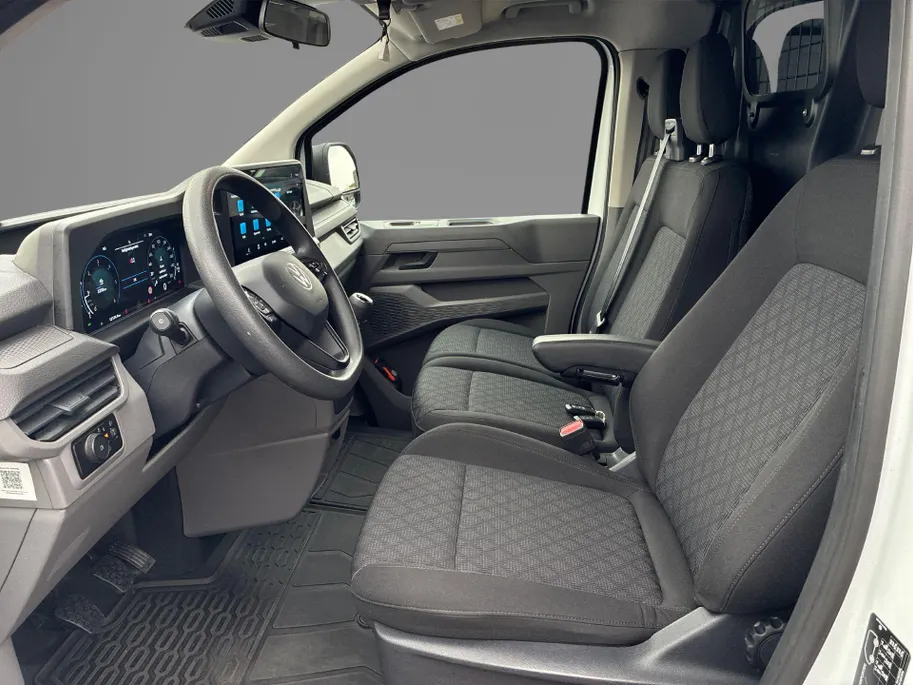 Volkswagen Bedrijfswagens Transporter 2.0TDi 110pk Bestelwagen L2 · Apple Carplay / Android Auto · Schuifdeur links en rechts · Trekhaak · Bijrijdersbank ·