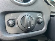 Ford Fiesta 1.0 EcoBoost Titanium |Automaat| Navigatie| Voorruitverwarming| lichtmetalen velgen 16'| 12 maanden Bovag garantie|