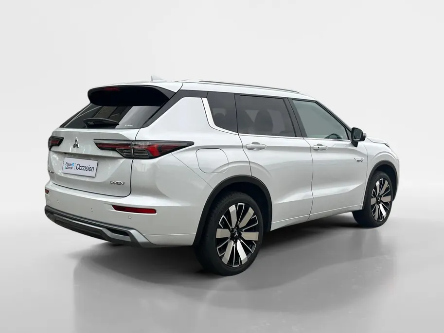Mitsubishi Outlander 2.4 PHEV Instyle | Pano | Stoel Verkoeling | ACC |