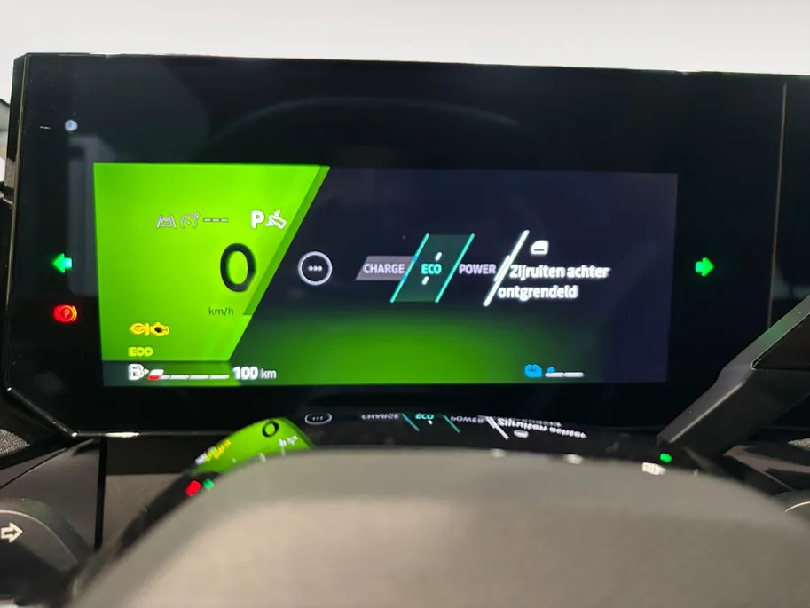 Renault Clio 1.8 Hybrid 160 evolution Direct uit voorraad leverbaar! | 5 jaar garantie | Staat in de showroom bij Renault Den Haag! |