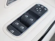 Mercedes-Benz A-Klasse 180 Star Edition Luxury Line l Keyless l Panoramadak l Stoelverwarming