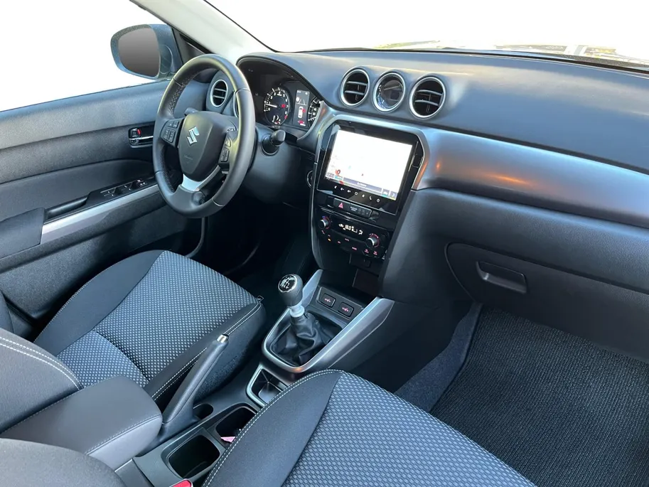 Suzuki Vitara 1.4 Boosterjet Smart Hybrid Select | Lage Kilometerstand | Stoelverwarming | Parkeer Camera | Navigatie | Apple/Android Carplay |