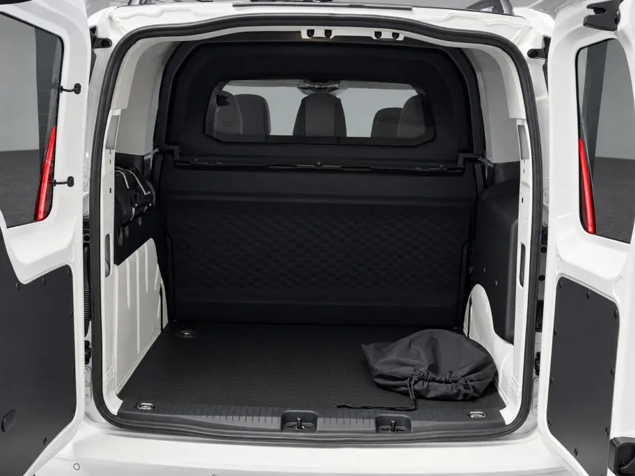 Volkswagen Bedrijfswagens Caddy Bedrijfswagens Cargo Flexible Limited Edition 1.5 eHybrid 115pk · Actieprijs van € 43.800,- voor € 39.300,- excl. BTW · 734600