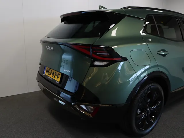 Kia Sportage 1.6 T-GDi Plug-in Hybrid AWD Dark Edition