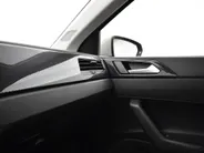 Volkswagen Polo Life Edition 1.0 TSI 95 pk 5 versn. Hand · Airconditioning automatisch, 2-zone (climatronic) ·