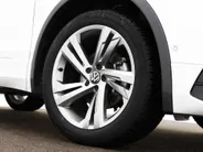 Volkswagen Tiguan 1.5 TSI 150pk DSG R-Line Business+ · Leder · Panoramadak · Apple/Android Car Play · Dodehoeksensor · Elek. Achterklep · 360 Camera · All-season banden · 19'' Inch · EXTRA INRUILKORTING ·
