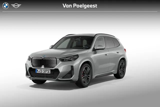 BMW iX1