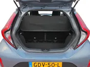 Toyota Aygo X 1.0 VVT-i MT Play | Zeer nette auto | Apple CarPlay & Android Auto | Camera | 100 % onderhouden | Fabrieksgarantie t/m 8-2034 |