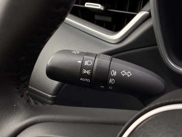 Toyota Corolla Cross 2.0 HP Hybrid First Edition | Trekhaak