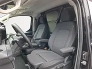 Ford E-Transit Custom 340 L2H1 Limited 71 kWh | Direct Leverbaar | 2+3 jaar Fabrieksgarantie | 0,99% Rente Financial Lease | AGR-Stoelen | Driver assistance pack ultimate | 17inch lichtmetalen velgen | Laadvloer bescherming