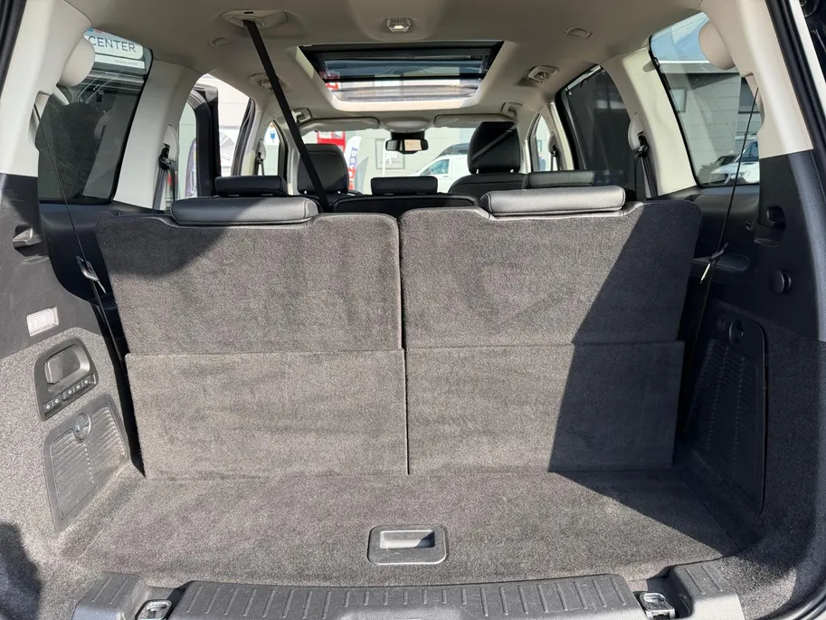 Ford Galaxy 2.5i HEV | Dealer onderhouden | Automaat | Pano dak | BLIS | 7 persoons | Lederen bekleding | Winter pack | Parkeersensoren voor en achter | Achteruitrijcamera | Cruise control | Apple carplay & Android auto | Privacy glas | Bovag garantie |