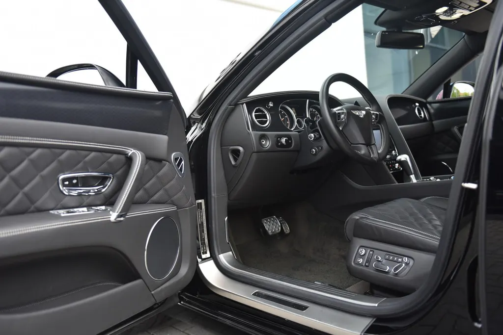 Bentley Flying Spur 6.0 W12 S