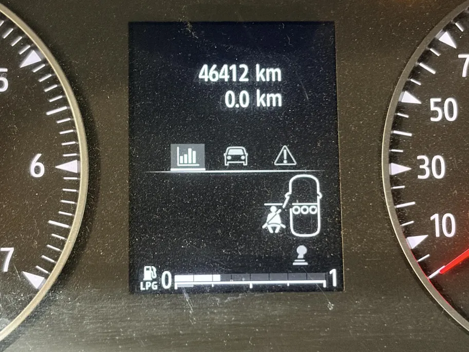 Dacia Sandero Stepway 100PK TCe 100 ECO-G Expression | 1e eigenaar | Trekhaak | Camera | Parkeersensoren | Apple CarPlay/Android Auto | Cruise Control | Licht & Regen Sensor |