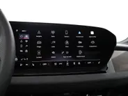 Audi Q6 e-tron Sportback S edition performance 306pk 100 kWh · SOH 97,8% · Panoramadak · Wegklapbare Trekhaak · 360 Camera · Stoelverwarming voor+achter · Bijrijder Display · 19'' Inch · Garantie t/m 10-08-2030 of 100.000km