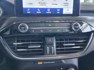 Ford Kuga 2.5 PHEV 225 pk Vignale Driver Assistance Pack - Winter Pack - Technology Pack - 20inch LM velgen - Afneembare trekhaak