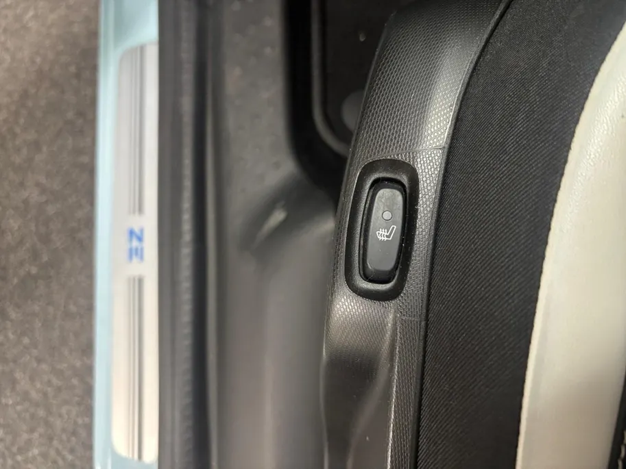 Renault Twingo Z.E. R80 Intens AUTOMAAT NAVI AIRCO CAMERA APPLE CARPLAY ANDROID AUTO CABRIO VOUWDAK LM VELGEN HOGE INSTAP STOELVERWARMING ZEER MOOIE AUTO DEALER ONDERHOUDEN