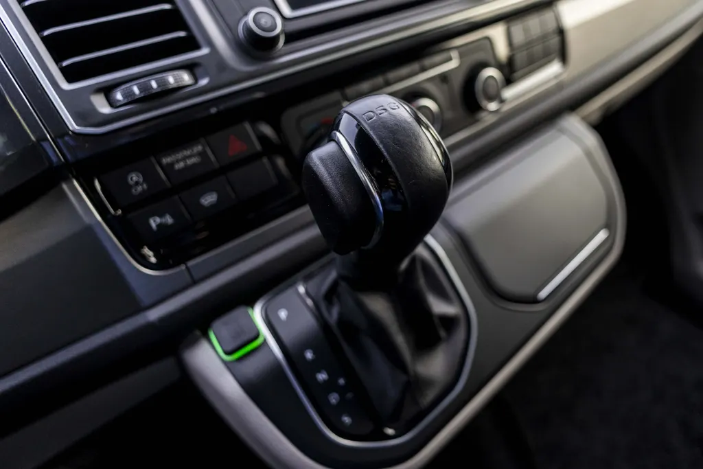 Volkswagen Transporter 2.0 TDI L2H1 DC 4Motion Highline EX.BTW