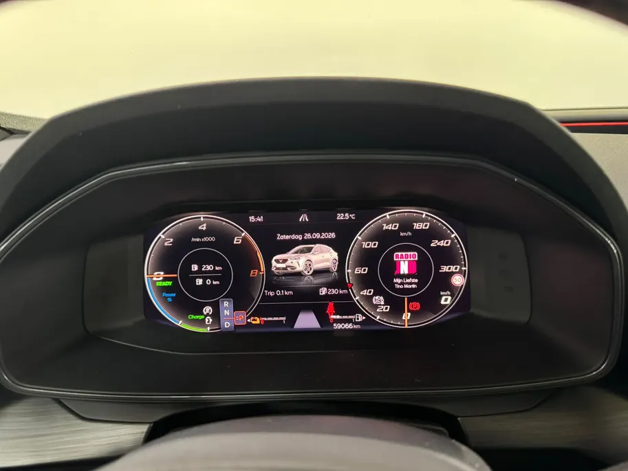 CUPRA Formentor 1.4 e-Hybrid VZ Performance / PANO. / STOEL + STUUR VERW. / 19'' LMV /