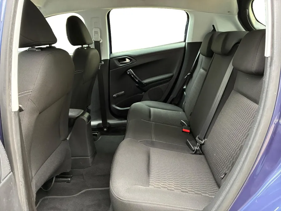 Peugeot 208 1.2 PureTech Blue Lion