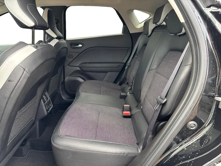 Mitsubishi ASX 1.6 PHEV AT Intense+ | GARANTIE 2032 | STOELVERWARMING | CAMERA'S | 18' LICHTMETAAL |
