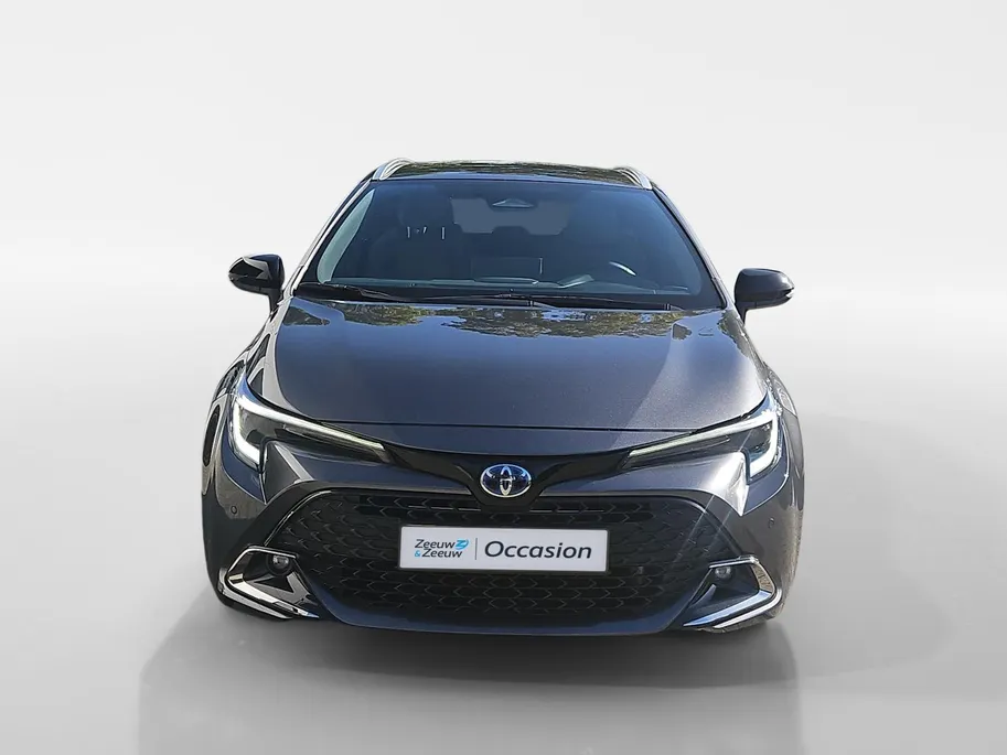 Toyota Corolla Touring Sports Hybrid 140 Dynamic | Carplay | Parkeer Camera | Navigatie | Stoelverwarming | Parkeer sensoren |