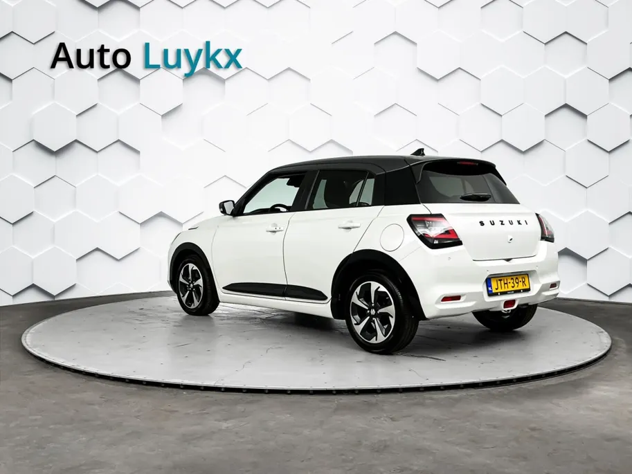 Suzuki Swift 1.2 Style Smart Hybrid | Black & White edition
