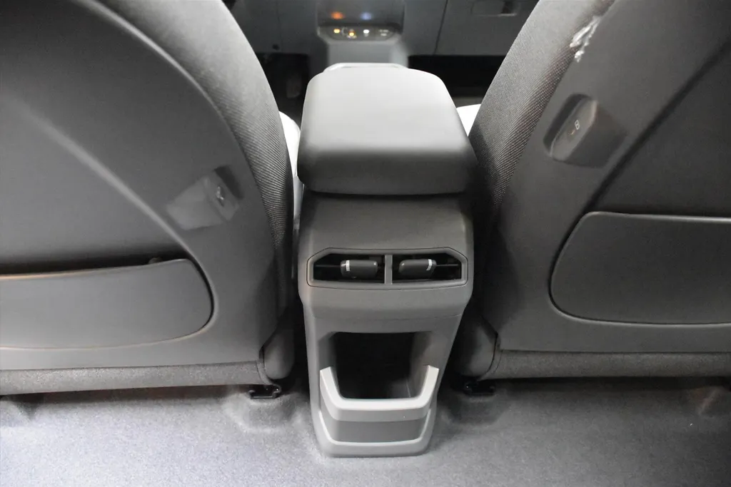 Kia EV3 81,4 kWh 204pk Plus NIEUW