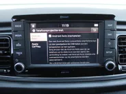 Kia Rio 1.0 TGDI ExecutiveLine | Trekhaak | Stuur-/stoelverwarming | Camera | Skai leer | 17' LM | Carplay | All seasons | Clima | Navi | Cruise |