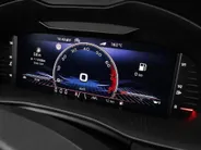 Škoda Kamiq Monte Carlo 1.0 TSI 85kW/115PK SUV 6 versn. handgeschakeld | Metallic Lak | Winter pakket | 17'' Lichtmetalen Velgen | DEMO Deal!