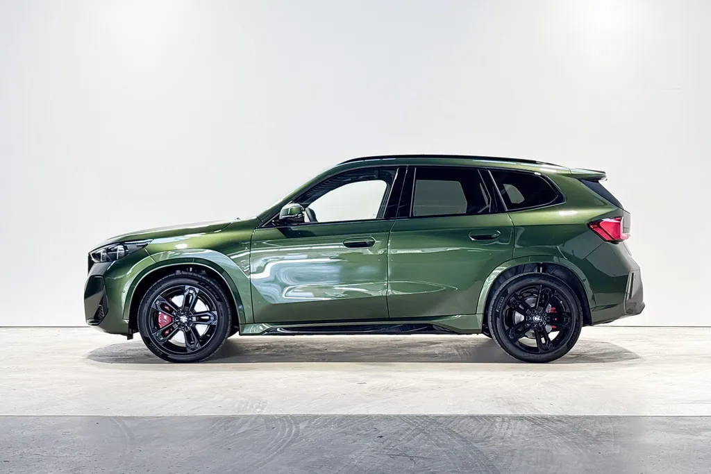 BMW iX1 eDrive20 M Sport Edition Premium Pack